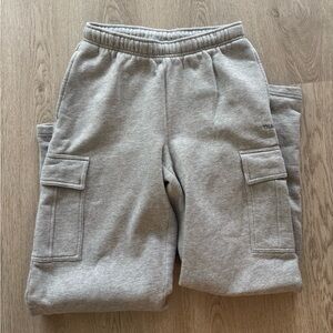 Aritzia Cargo Joggers